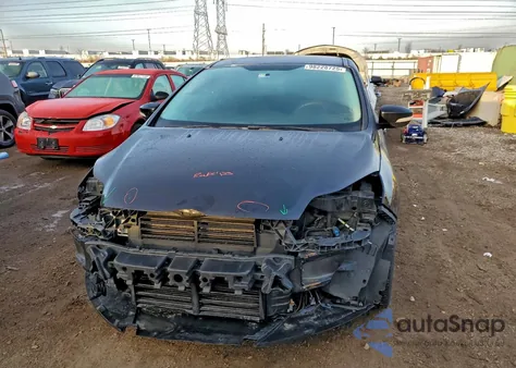 2014 Ford Focus Se z USA, uszkodzony, nr VIN 1FADP3K2XEL170245